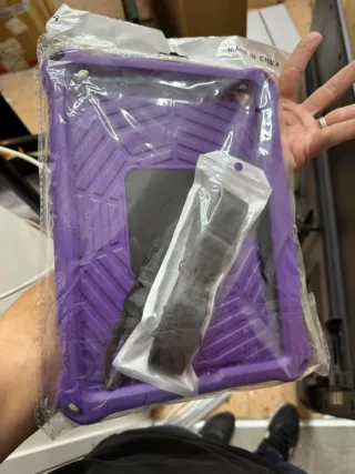 LOTE 300 FUNDAS 100 EUROS - IPAD TABLET