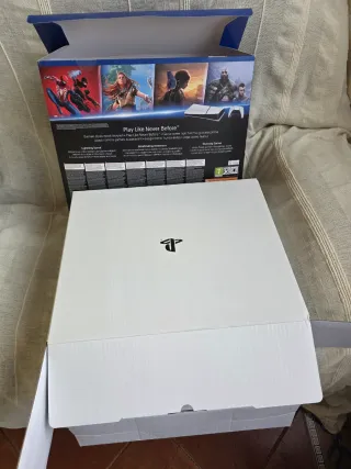 PS5 Digital Edition Caja Sony