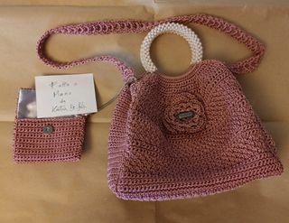 Borsa uncinetto rosa fatta a mano