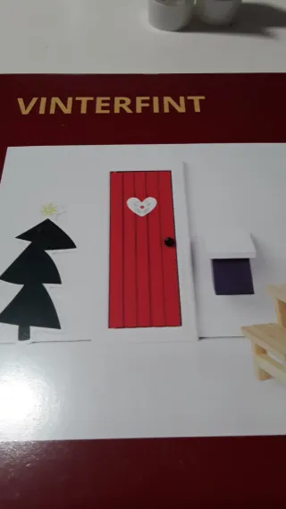 Tre confezioni di addobbi natalizi