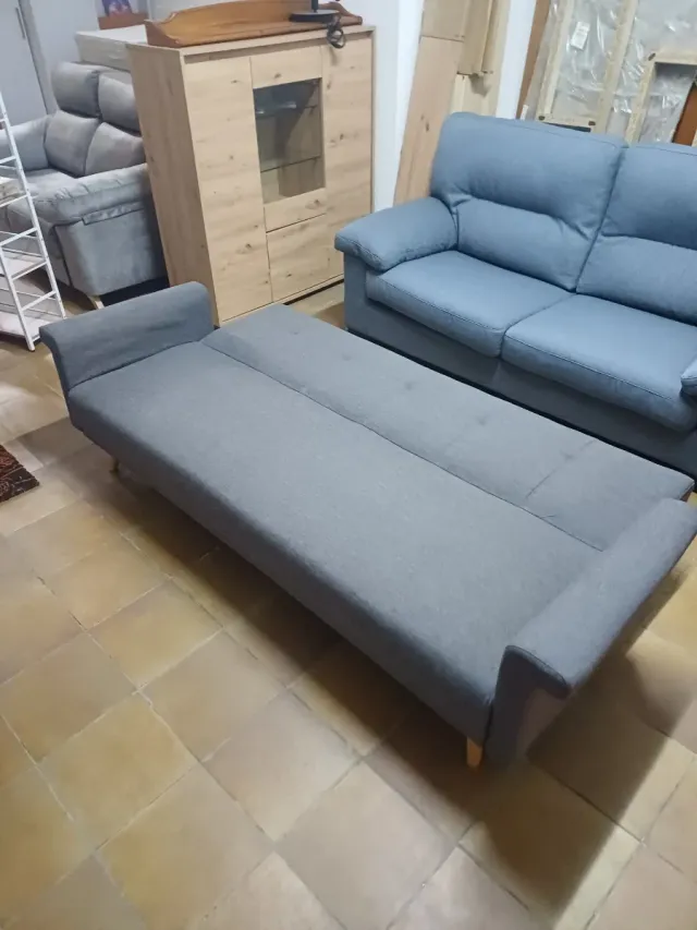 SOFÁ CAMA GRIS DE TELA SEGUNDAMANO