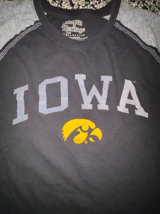 Maglietta vintage IOWA con logo giallo