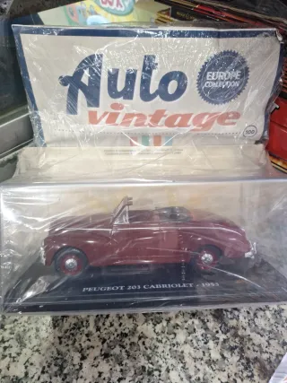 Auto Vintage Peugeot 203 Cabriolet 1953
