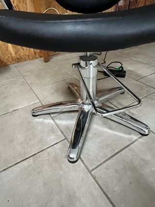 Rampa de lavagem e 2 cadeiras cabeleireiro