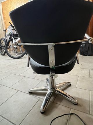 Rampa de lavagem e 2 cadeiras cabeleireiro