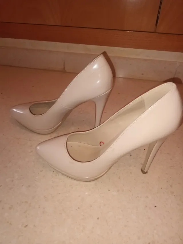 Tacones Woman Beige