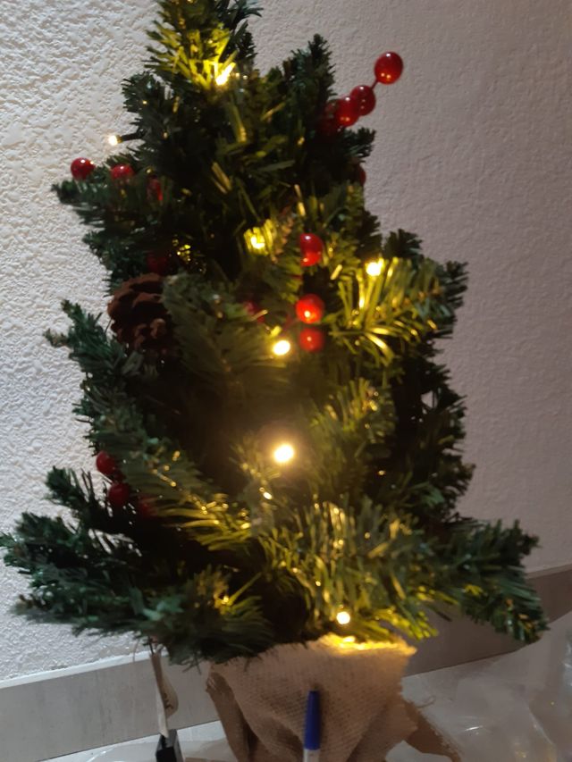 Árvore de Natal artificial com luz LED (duas)