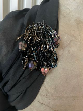 Spilla vintage perline e canottiglie anni '80