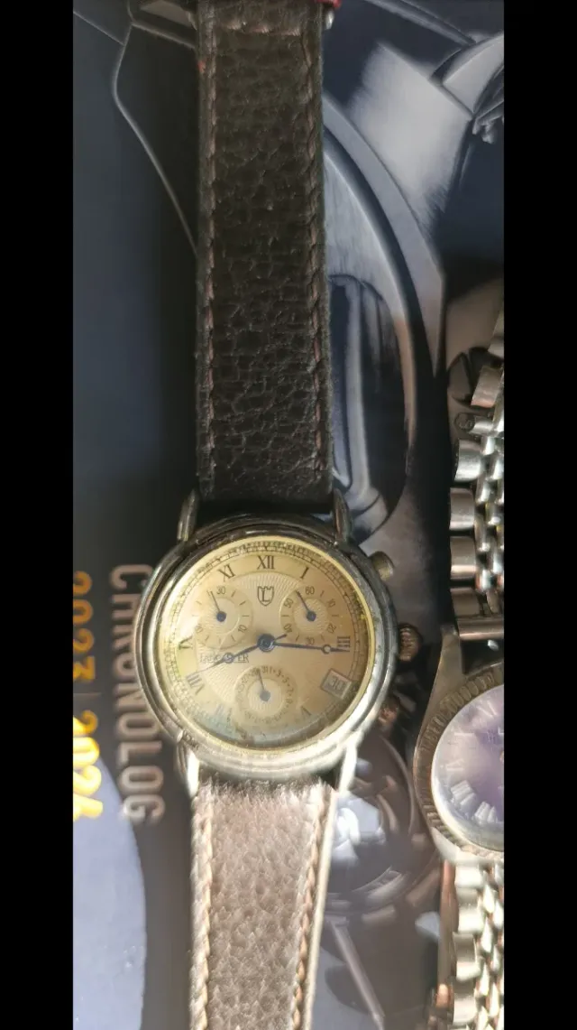 Lotto 4 orologi funzionanti diversi marchi