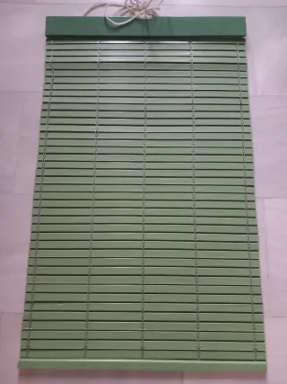 Persiana alicantina enrollabile verde in PVC