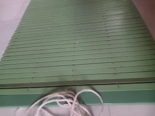 Persiana alicantina enrollabile verde in PVC