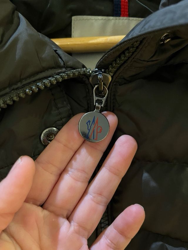 Chaqueta Moncler Kaki