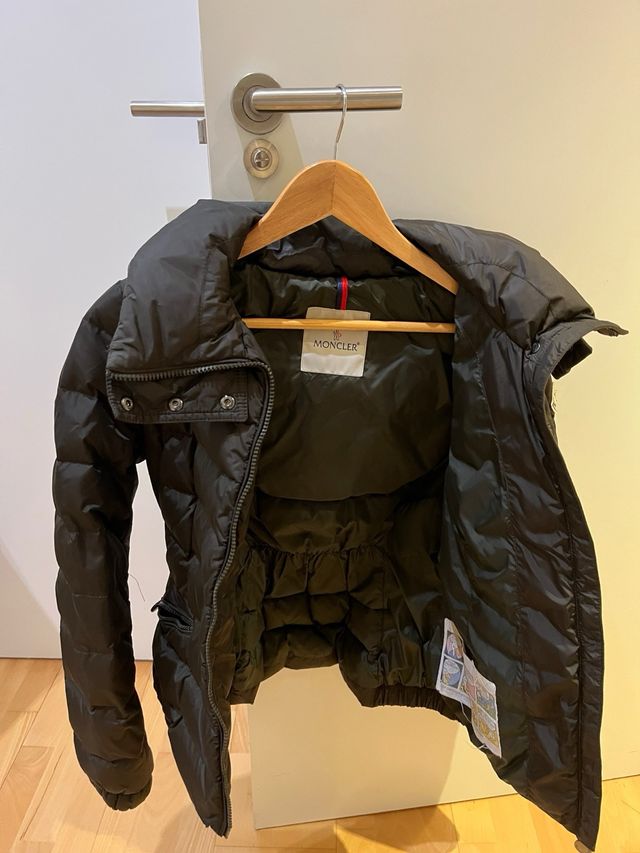 Chaqueta Moncler Kaki