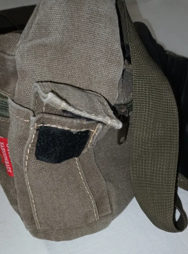 Borsa a tracolla in tela verde