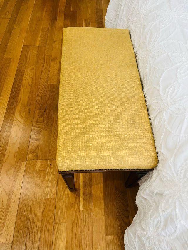 Banco cama tapizado tela y madera