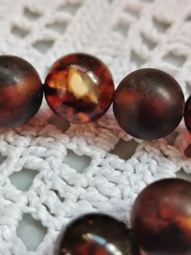 Collar de cuentas ámbar natural del Báltico 90s