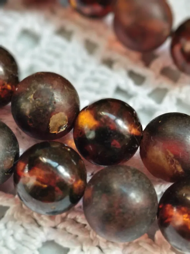 Collar de cuentas ámbar natural del Báltico 90s