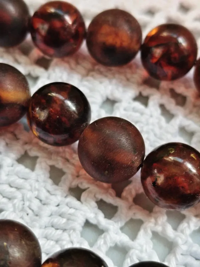 Collar de cuentas ámbar natural del Báltico 90s