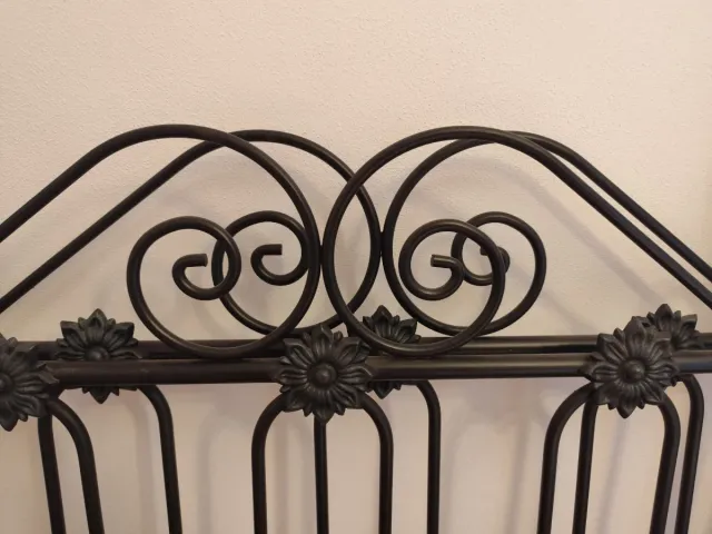 Cabecero de forja negro