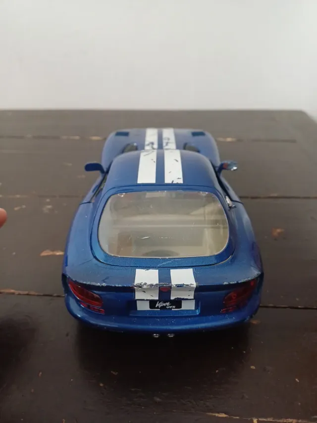 Dodge Viper GTS Bburago 1:18