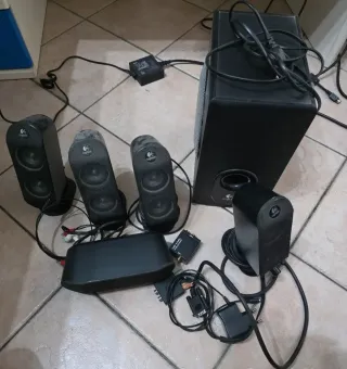 Impianto 5.1 Logitech Funzionante, da revisionare