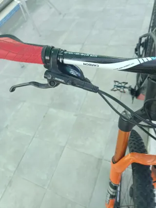 Bicicleta MTB Carbono Focus