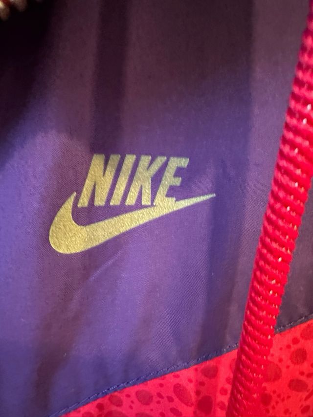 Sudadera Nike S (talla M Slim) Roja y Morada
