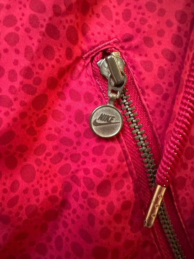 Sudadera Nike S (talla M Slim) Roja y Morada
