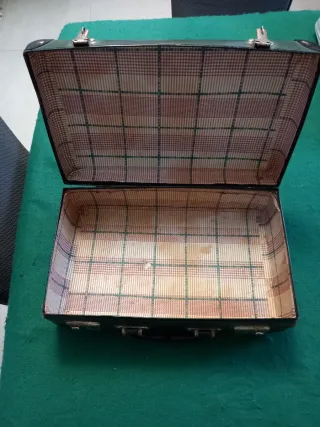 Valigia vintage verde