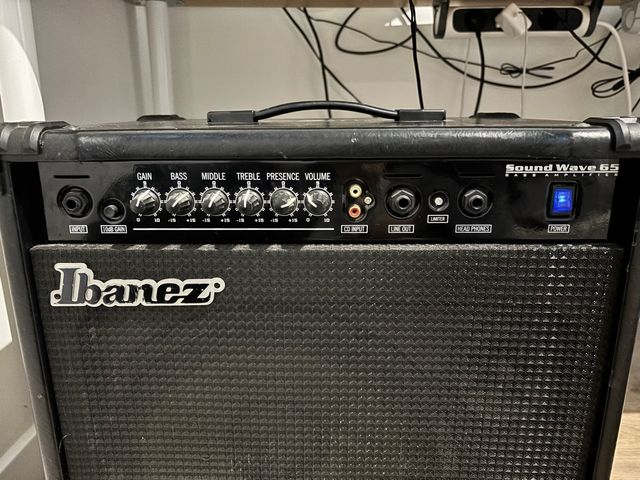 Amplificador Ibanez Sound Wave 65 Bajo