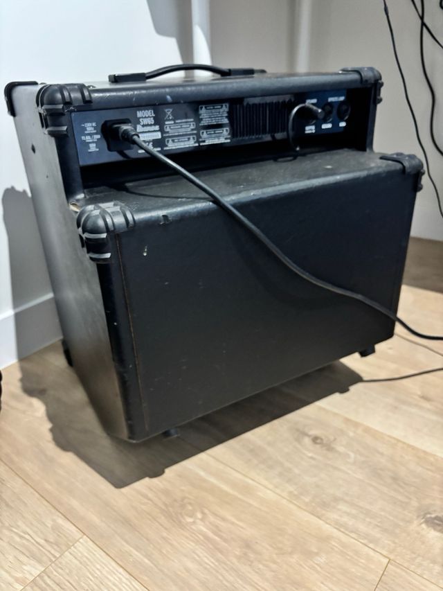 Amplificador Ibanez Sound Wave 65 Bajo