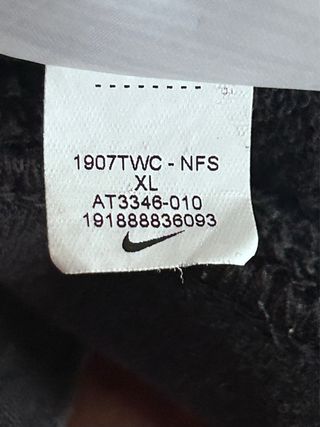 Sudadera Nike con capucha negra T.13/15 años