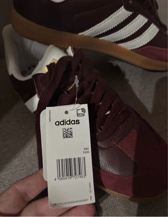 Zapatillas Adidas Burdeos Talla 38