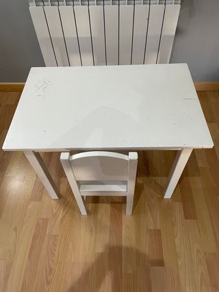 Escritorio y silla infantil blanco