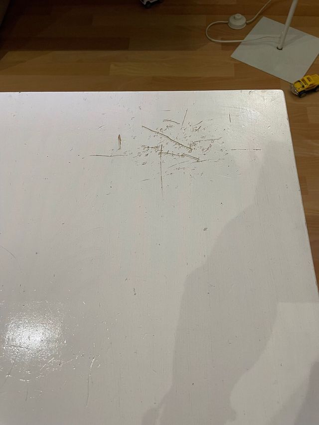 Escritorio y silla infantil blanco