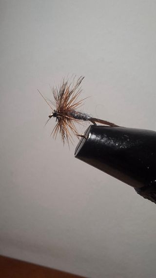 Pack regalo. 12 Moscas Pesca Variadas Artesanales