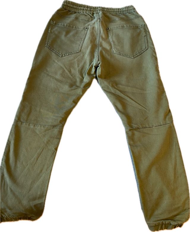 Joggers Bershka verde militar