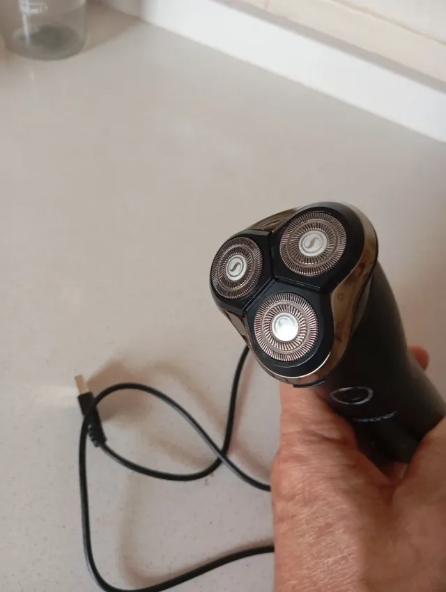 Máquina de afeitar Krhüner a batería