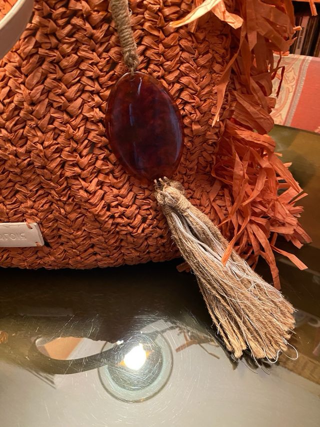 Bolso de rafia Parfois con flecos