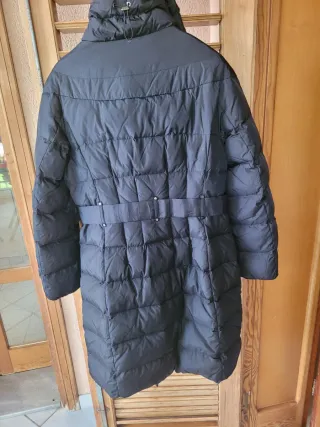 Piumino donna nero lungo con cintura