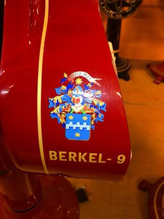 bellissima affettatrice antica a volano