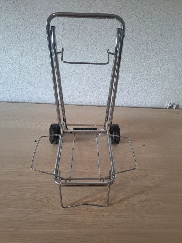 Carrito transportador metálico plegable