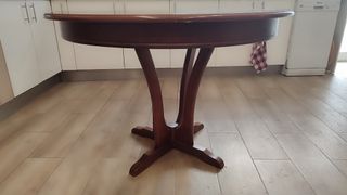 Mesa redonda extensible de madera