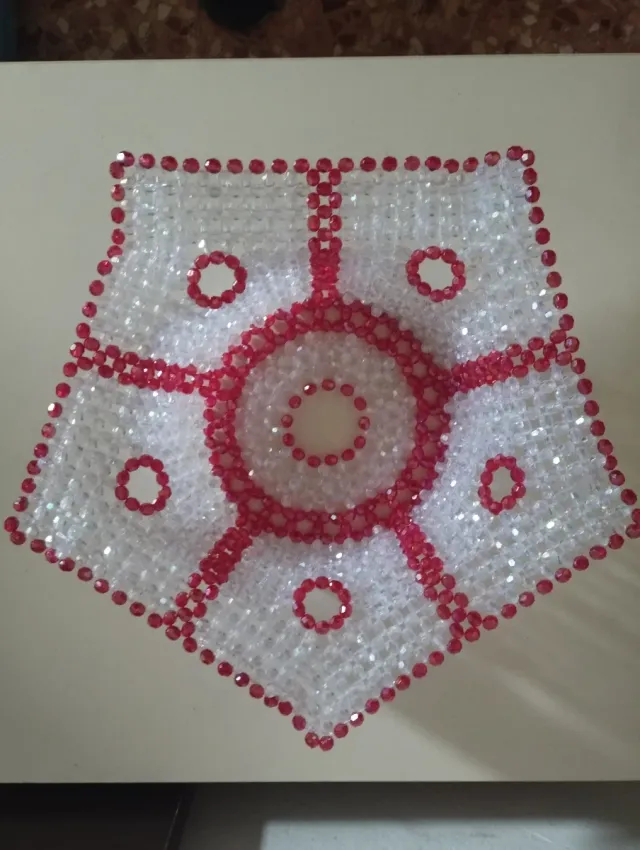 Vassoio per frutta perline bianco e rosso