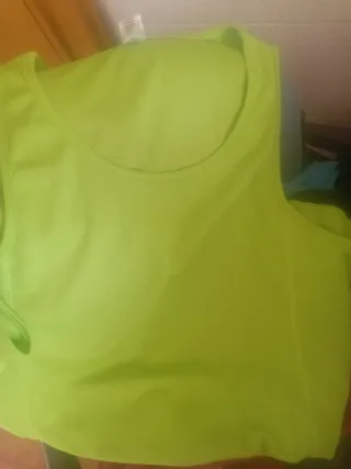 Camiseta deportiva ROLY verde talla M