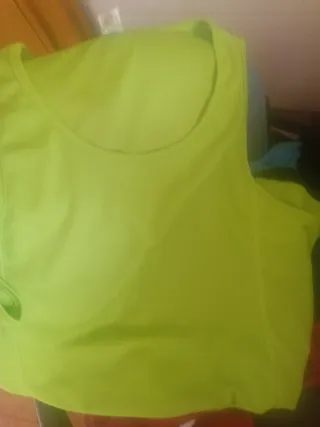 Camiseta deportiva ROLY verde talla M