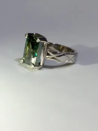 Anillo Moissanita Plata Corte Esmeralda