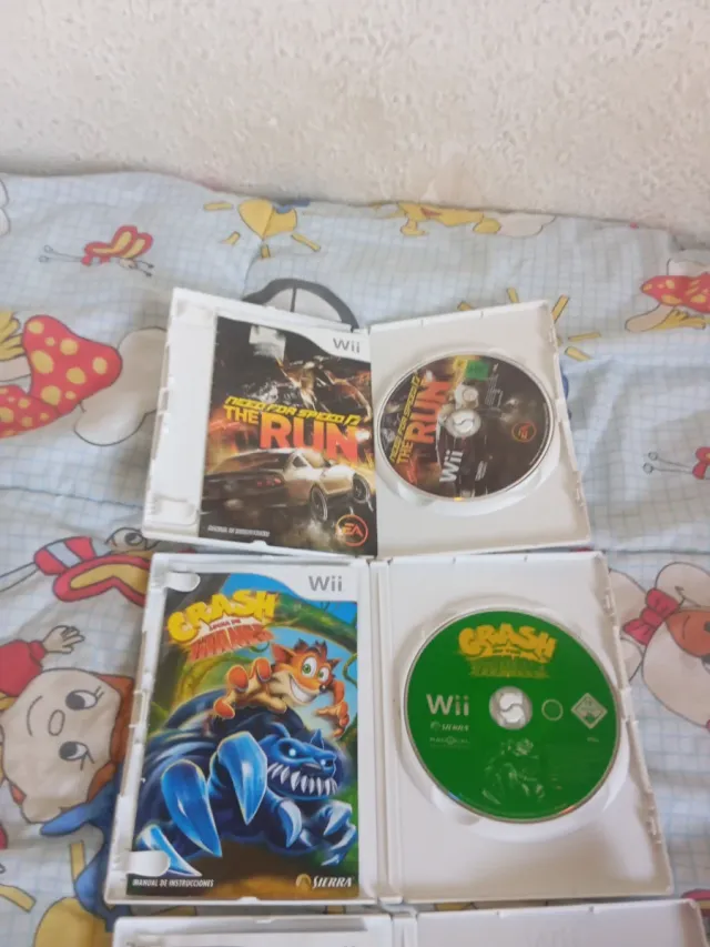 Consola Nintendo Wii Roja y Accesorios