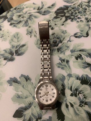 Orologio Casio Argento e Bianco