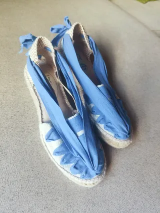 Alpargatas artesanales sin estrenar T40